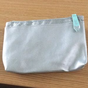 Makeup bag